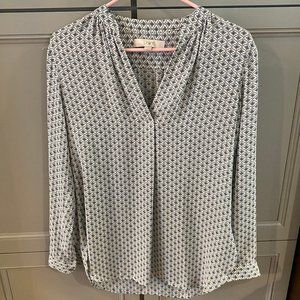 LOFT light blue ivory pattern long sleeve blouse tunic Size XS